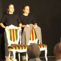 „Kaffee mit Kafka” mit den Goldfarb-Zwillingen: Fünf Vorhänge & Standing Ovation. Ein volles Haus, eine fantastische Stimmung – einfach genial! Das Publikum war begeistert.