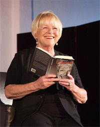 Gisela Oechelhaeuser im Kleinkunstwerk Bad Belzig